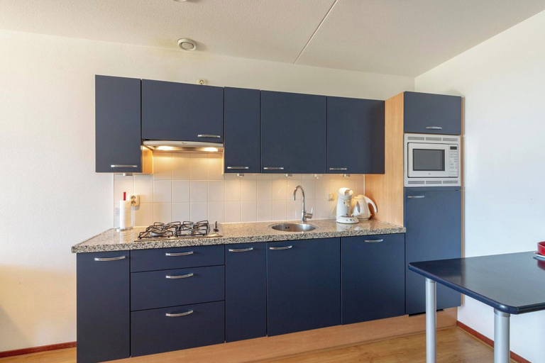 Private kitchen 4, Apartment Groote Keeten Near Beach & Sauna, Zijpe