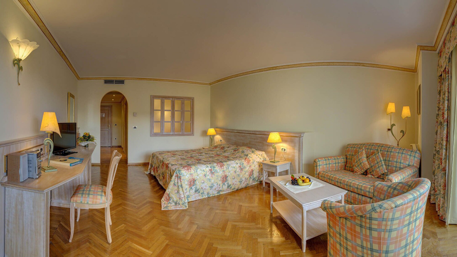 Bedroom 4, Hotel Miramar Opatija, Opatija/Veprinac