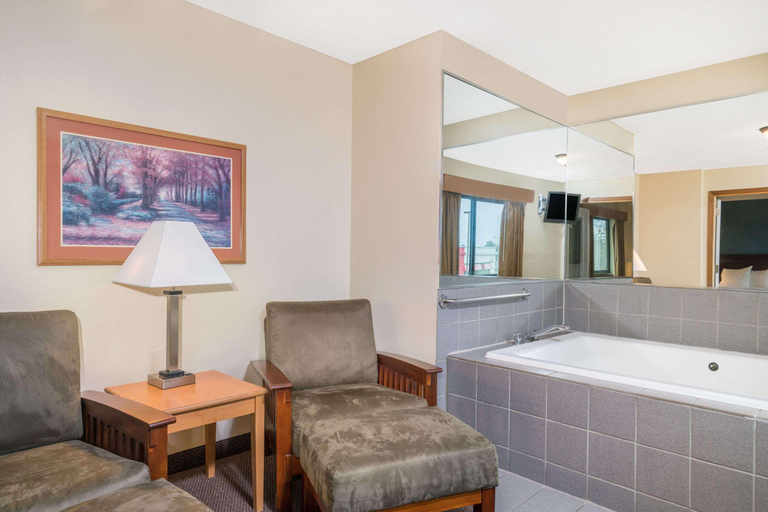 Others, Days Inn & Suites by Wyndham Baxter Brainerd Area, Crow Wing