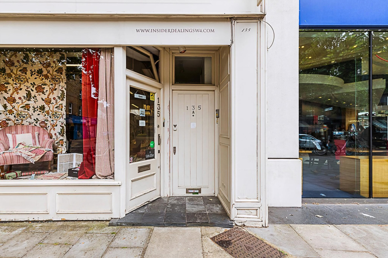 Exterior & Views 2, Stylish Chiswick Apartment With a Private Terrace, London