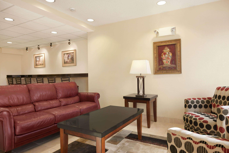 Public Area 2, Microtel Inn & Suites by Wyndham Ann Arbor, Washtenaw