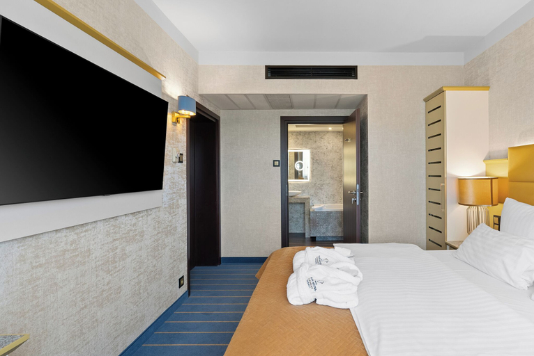 Bedroom 2, Park Hotel Diament Katowice, Katowice City