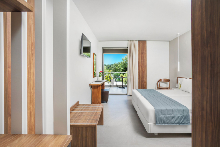 Bedroom 4, Iris Hotel, Central Macedonia