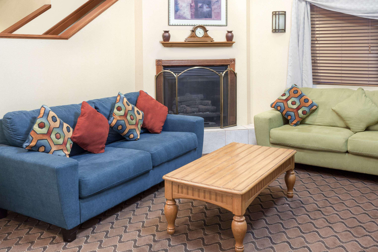 Public Area 2, Baymont by Wyndham Fort Wayne, Allen