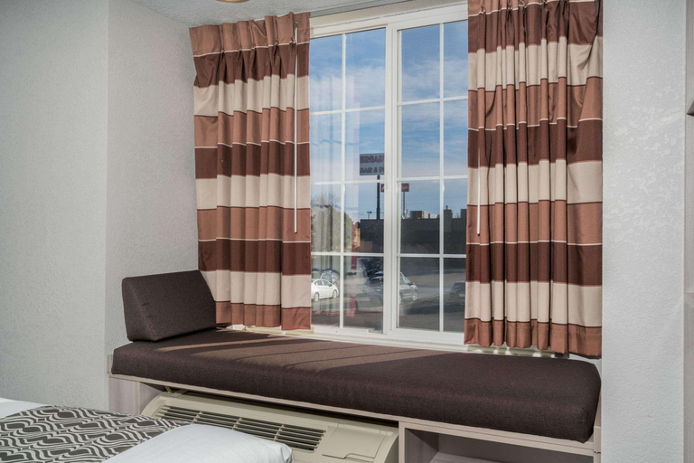 Bedroom, Microtel Inn & Suites By Wyndham Rochester Mayo C, Olmsted