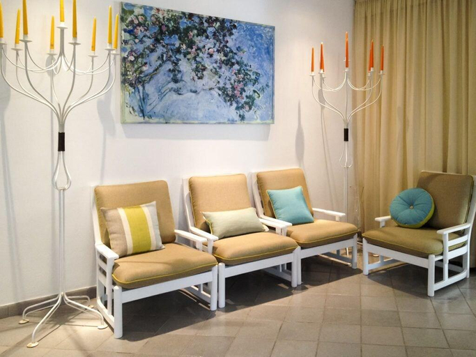 Public Area 2, Meridiana, Livorno