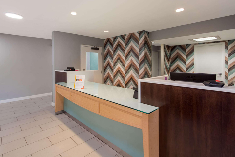 Public Area 3, MainStay Suites Denver Tech Center, Arapahoe