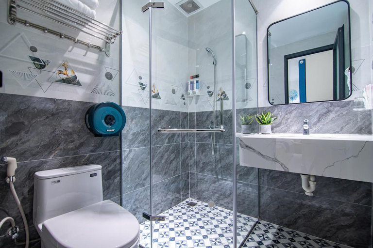 Bathroom 3, Bin Bin Hotel 14 - Near Vstar School D7, District 7