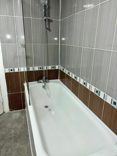 Bathroom 4, HomesRentals, Sandwell