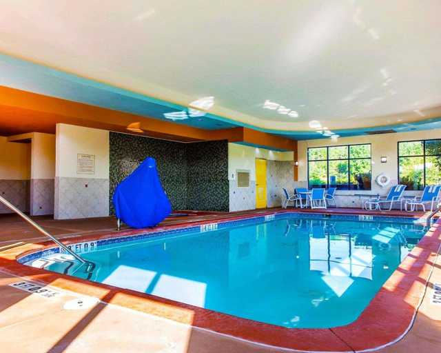 Sport & Beauty 2, Comfort Suites South Atlanta Area, Clayton