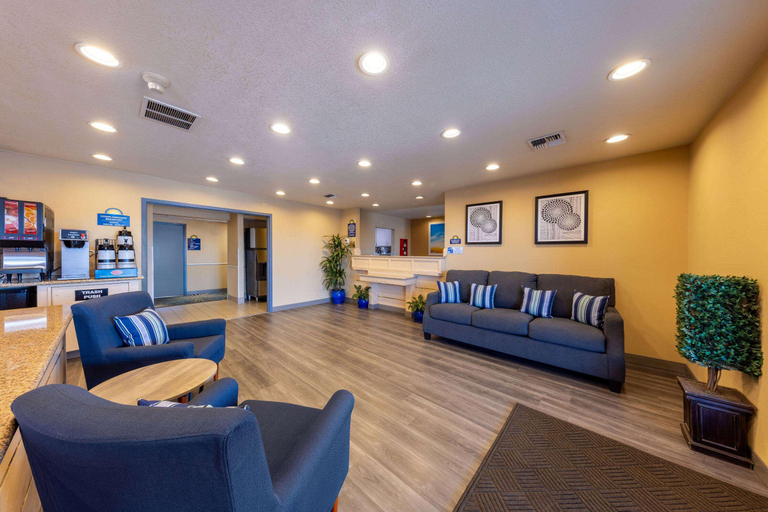 Public Area 2, Days Inn by Wyndham Lathrop, San Joaquin