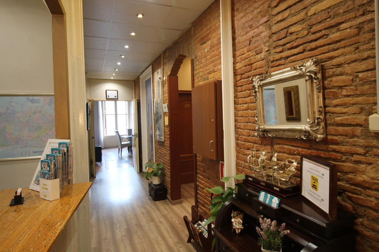 Public Area, Hostal Orleans, Barcelona