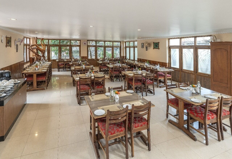 Food & Drinks 4, The Cardamom Thekkady, Theni