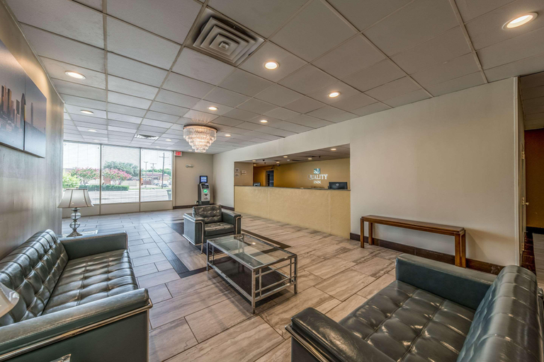Public Area 3, Quality Inn Gainesville, Cooke
