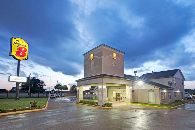 Exterior & Views 1, Super 8 Dallas-Mesquite, Dallas