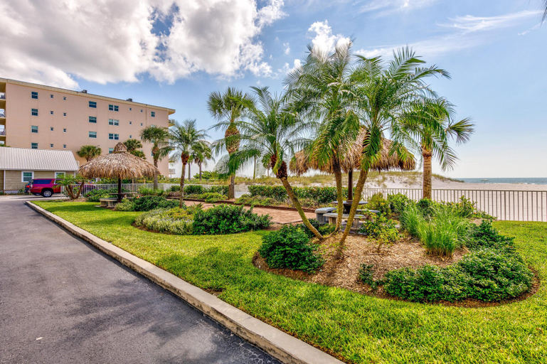 Exterior & Views 2, Sea Breeze 401, Pinellas