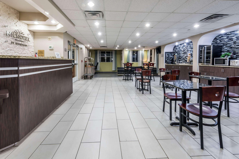Food & Drinks, Microtel Inn & Suites By Wyndham Ft. Worth North/, Fort Worth