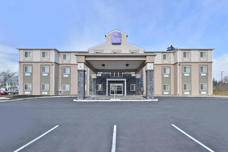 Exterior & Views 2, Sleep Inn & Suites Harrisburg - Hershey North, Dauphin