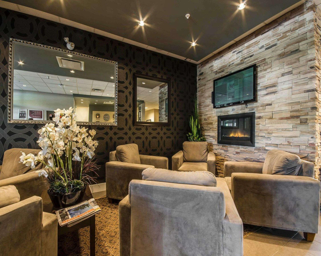 Public Area 2, Comfort Inn & Suites Surrey, Greater Vancouver