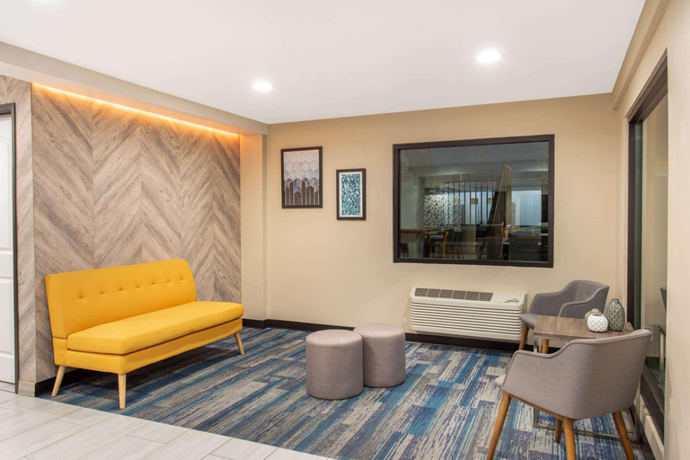Public Area 3, Days Inn by Wyndham Merced / Yosemite Area, Merced
