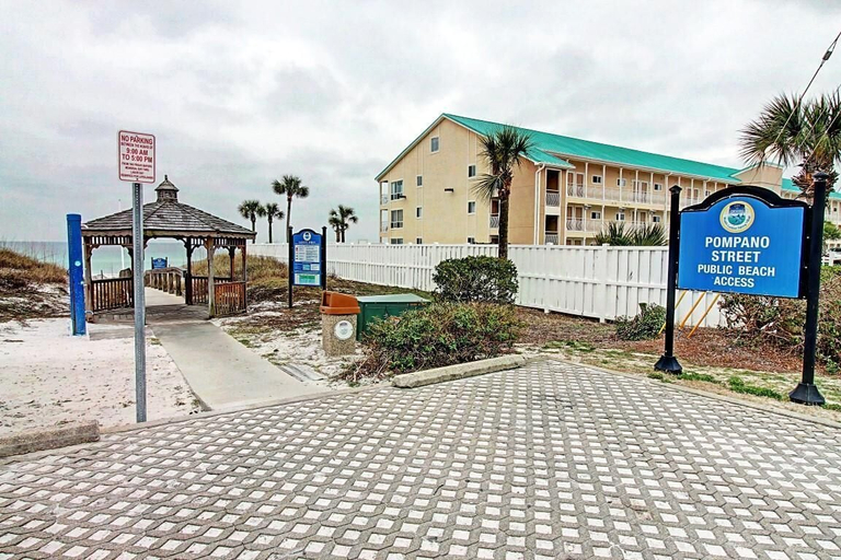 Exterior & Views 2, Grand Caribbean West 303, Okaloosa