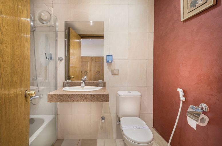 Bathroom 4, Kanzy Hotel, Heliopolis