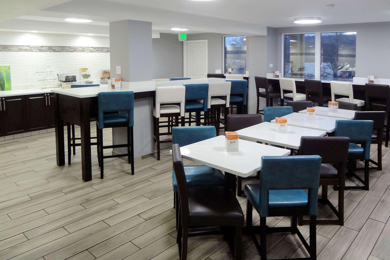 Food & Drinks 5, Quality Inn Kodak Sevierville, Sevier