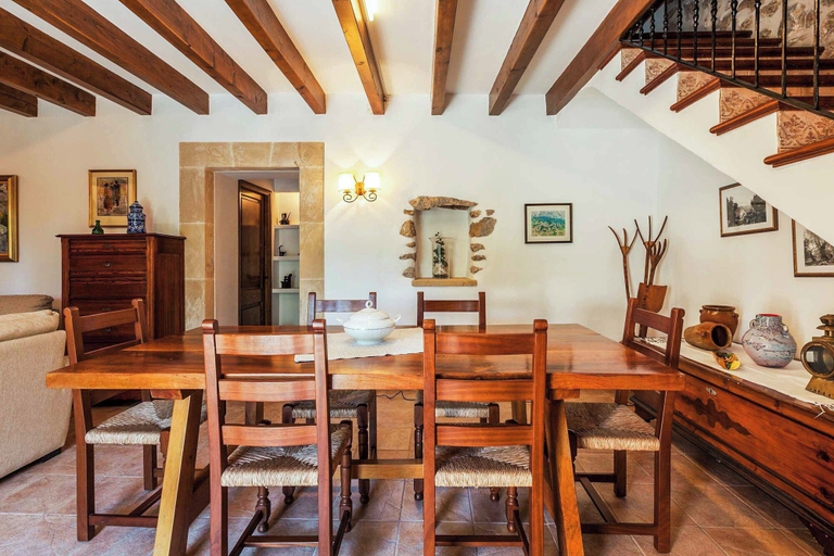 Others 3, Villa Butxaco, Baleares