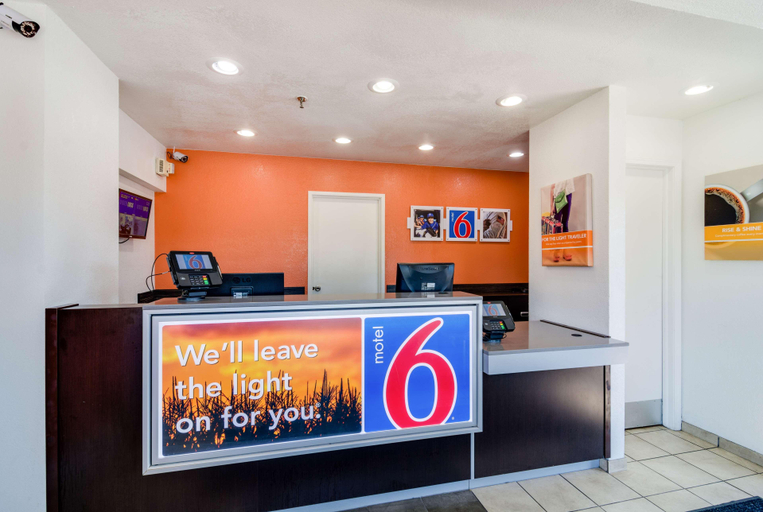 Public Area 2, Motel 6 Schiller Park, Il - Chicago O'Hare GA, Cook