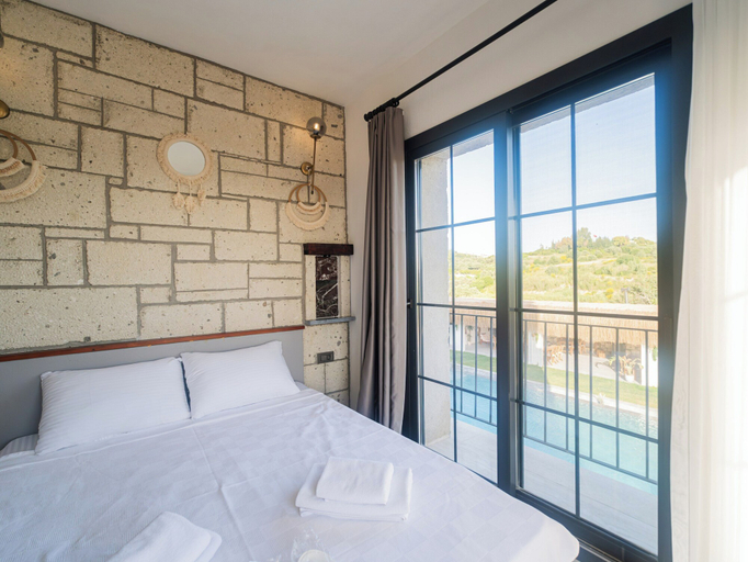 Bedroom 3, Blanco, Çeşme