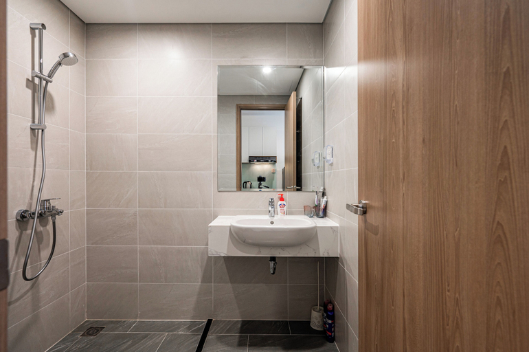 Bathroom 3, LA Nest - Moru Nest, District 9