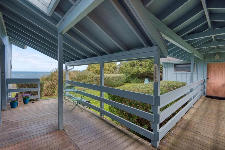 Others 4, #StayinMyDistrict Cape Arago Studio Suite, Coos