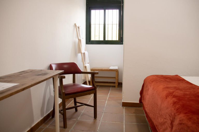 Bedroom 2, Hacienda la Divertida, Cádiz