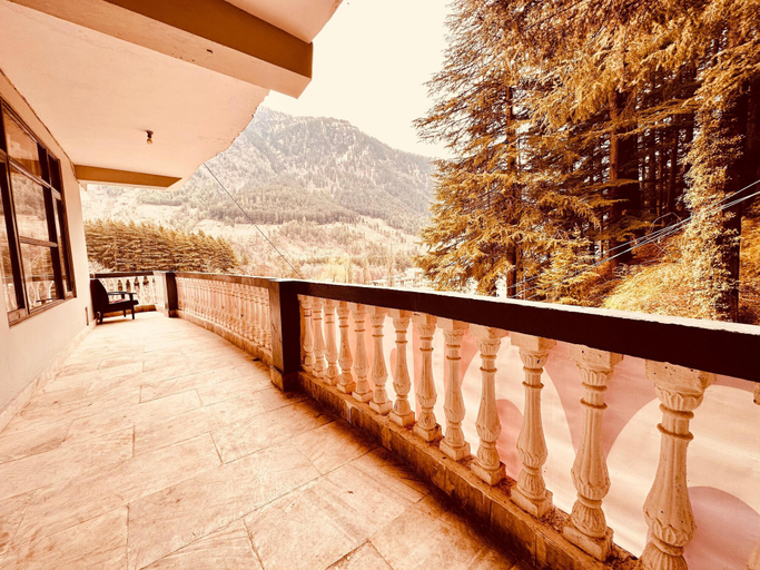 Others 5, Hotel Daulat, Kullu