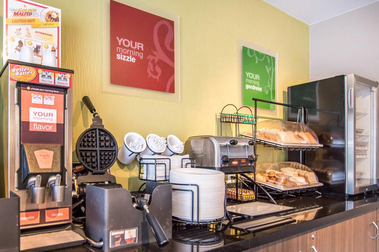 Food & Drinks 5, Comfort Inn Lac Kirkland, Timiskaming