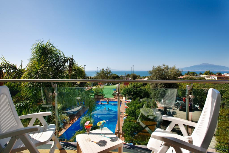 Sport & Beauty 2, Hotel Gardenia Sorrento  Ascend Hotel Collection , Napoli