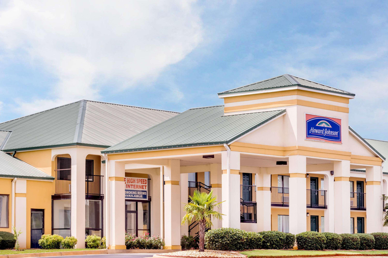 Exterior & Views 2, Howard Johnson by Wyndham Perry GA, Houston