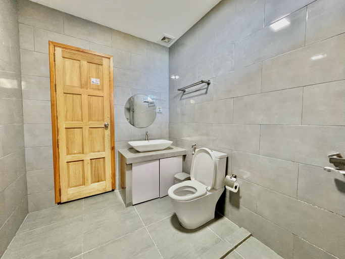 Bathroom 3, La Solara Villa, North Ari Atoll