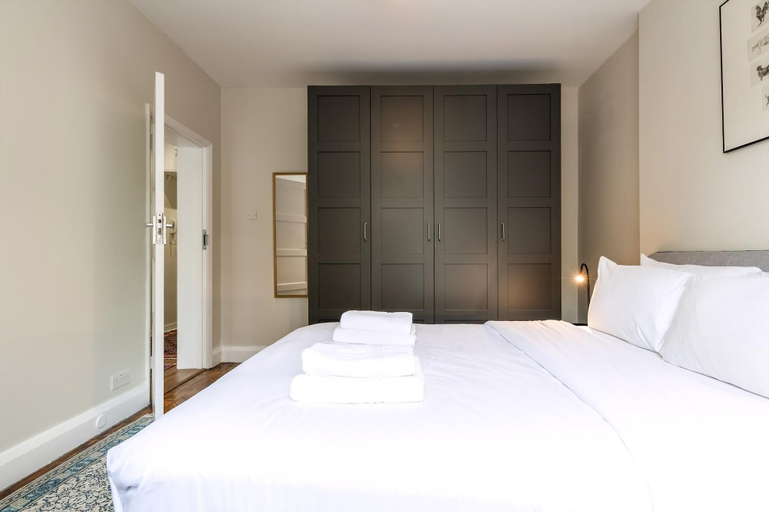 Bedroom 3, Stylish Kings Cross Flat, London