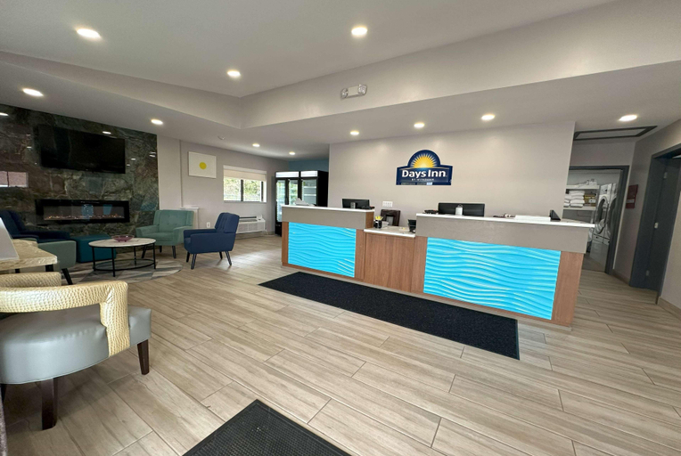 Public Area 2, Days Inn by Wyndham Renfro Valley Mount Vernon, Rockcastle