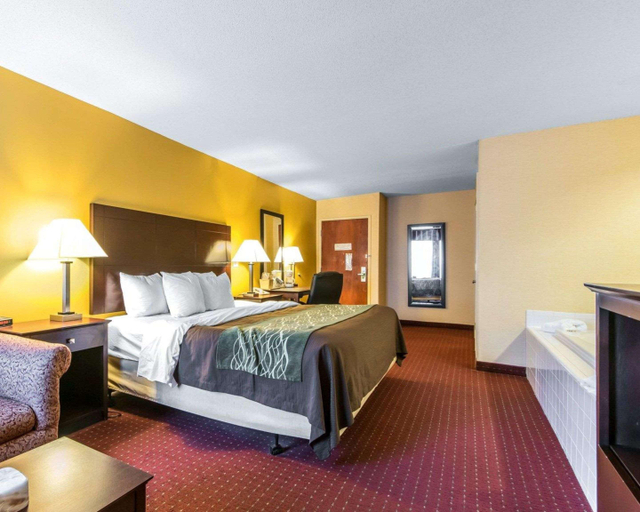 Bedroom 3, Quality Inn Dry Ridge Area, Grant