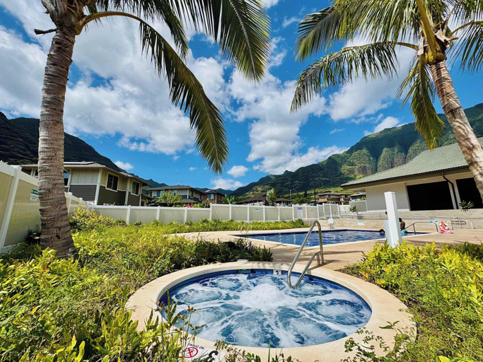 Sport & Beauty 3, @ ML Aloha Hoonani 3BR Home MT & Ocean Views!, Honolulu