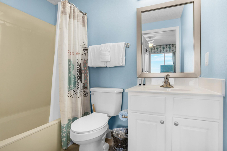 Bathroom 3, Ariel Dunes I 1401, Walton
