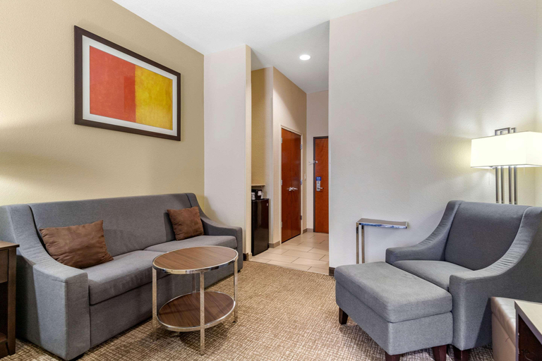 Public Area 2, Comfort Inn & Suites Lakeside, Maverick