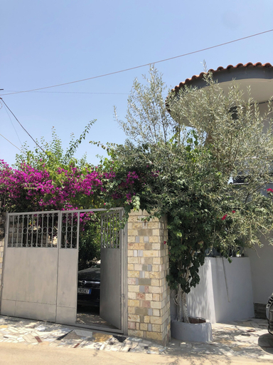 Exterior & Views 2, Monas Guesthouse, Sarandës