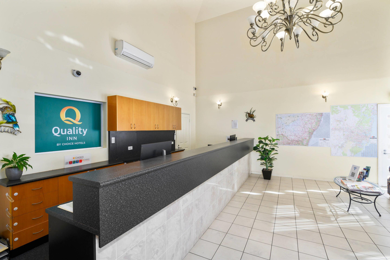 Public Area 2, Quality Inn Penrith, Penrith - West