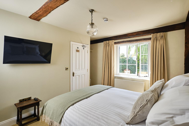 Bedroom 2, The Crown Inn, Herefordshire