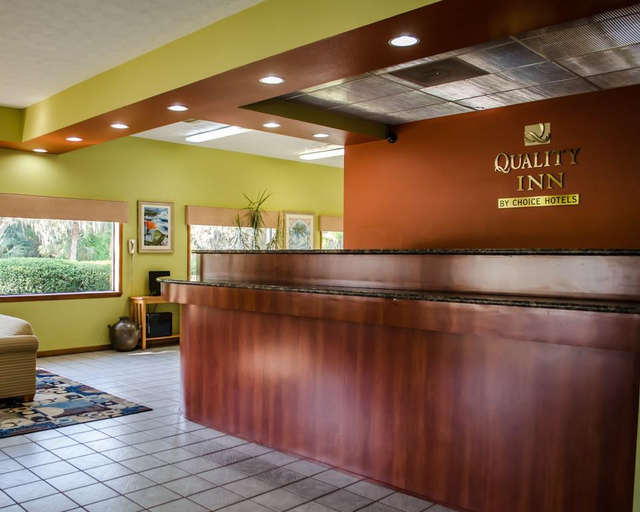 Public Area 2, Quality Inn Crystal River, Citrus