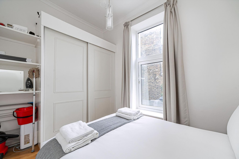 Bedroom 3, Period Flat in Islington With Modern Charm, London