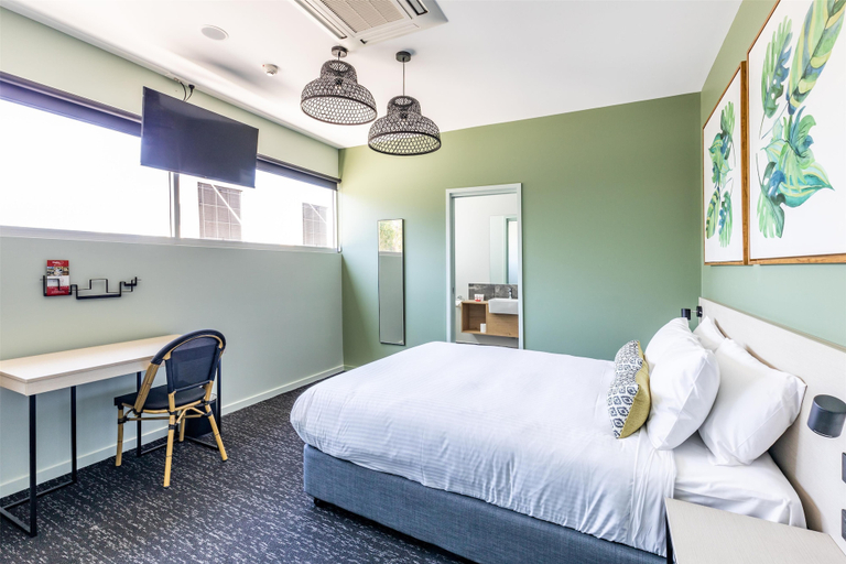 Bedroom 13
